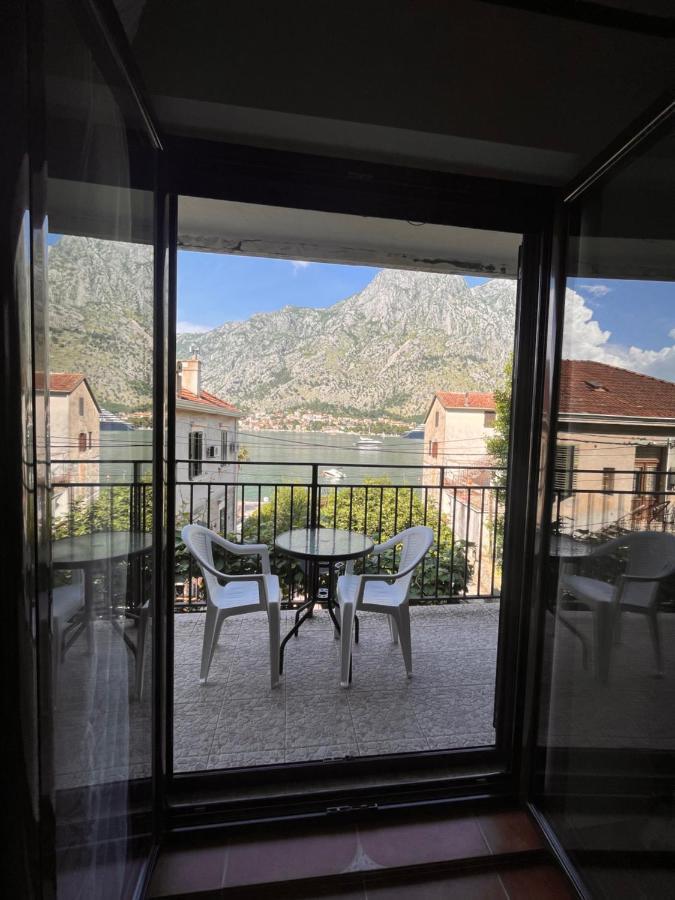 Apartment With Sea View Котор Екстер'єр фото